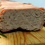 Terrina di carne rivestita di speck – ricetta rivisitata di Donna Hay