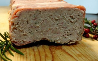 Terrina di carne rivestita di speck - ricetta rivisitata di Donna Hay