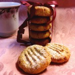 Biscottini gluten free alle mandorle e more di gelso senza zucchero