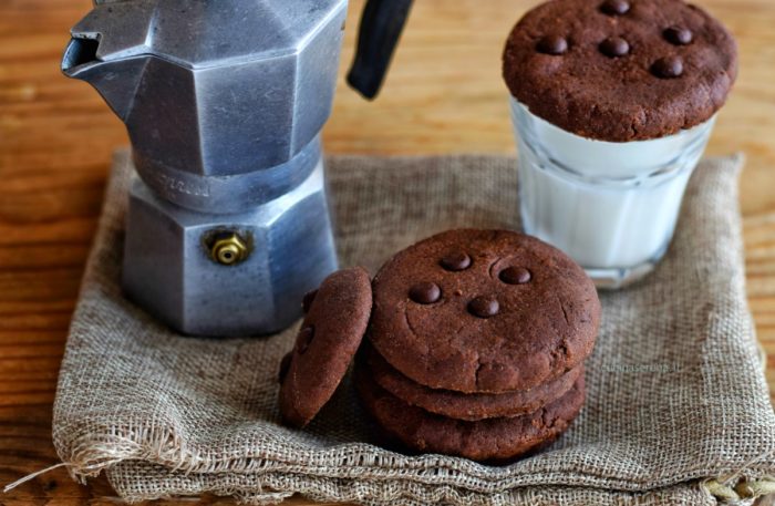 Biscotti al cioccolato al microonde