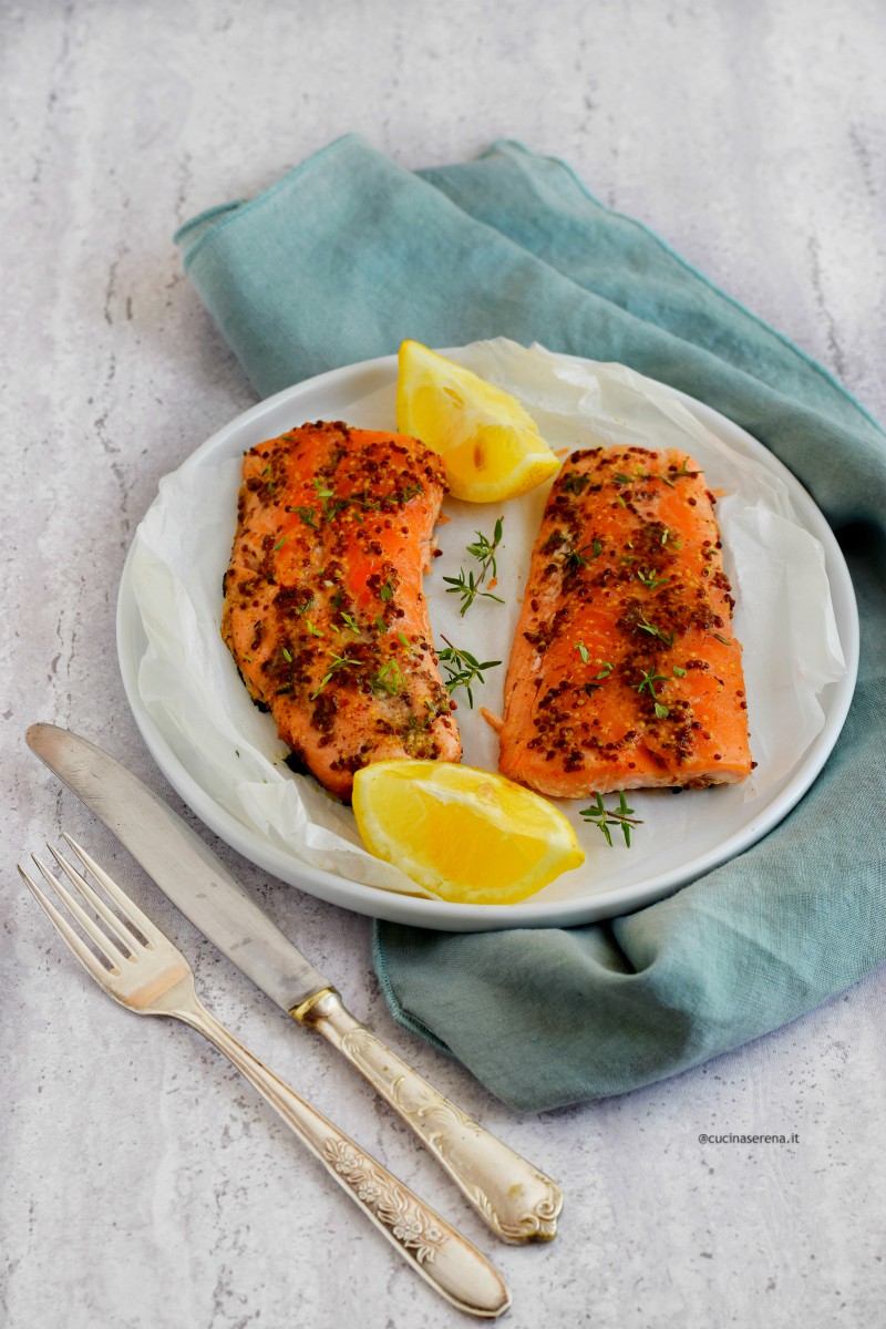 Salmone glassato con sciroppo d'acero e senape 