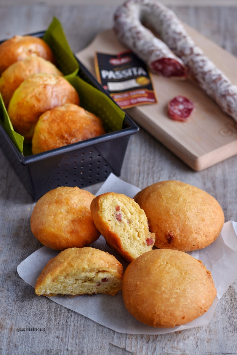 Bomboloni salati con salsiccia passita Clai