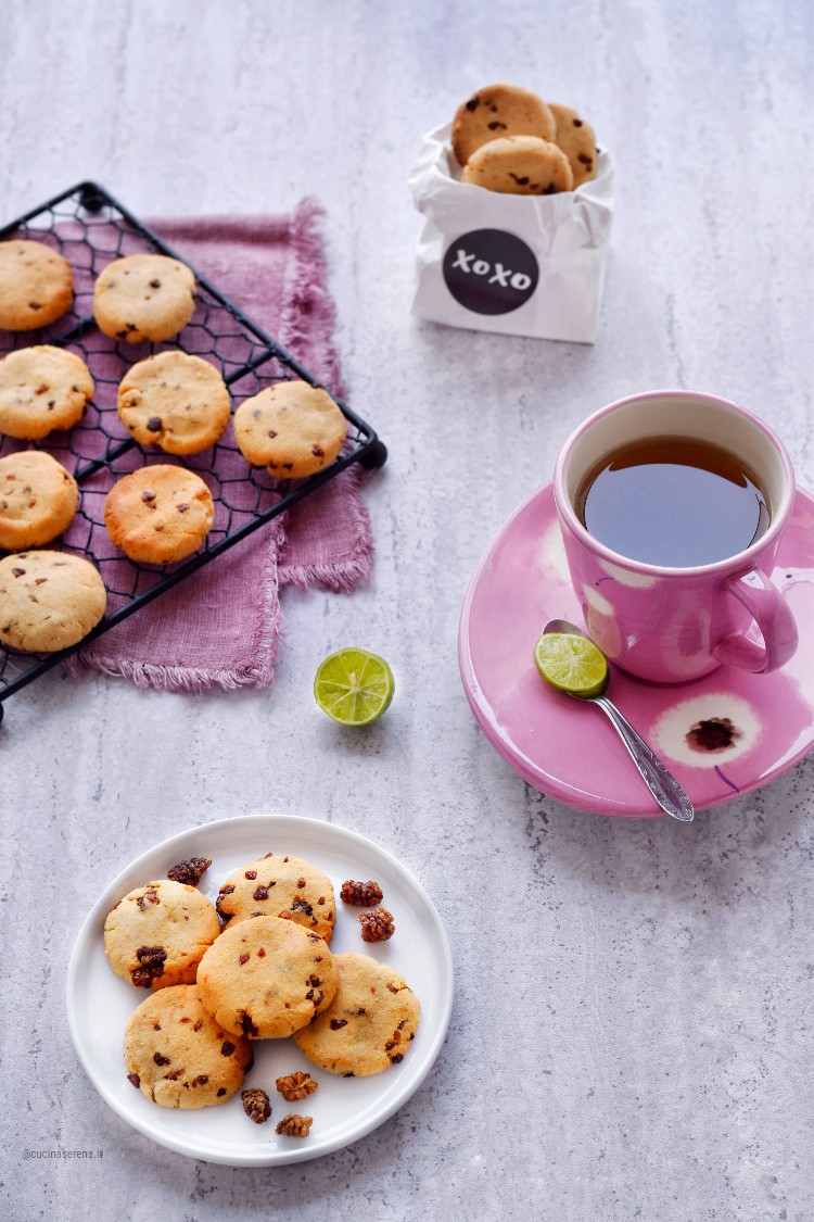 Consigli per preparare i biscotti alle mandorle e more di gelso senza zucchero