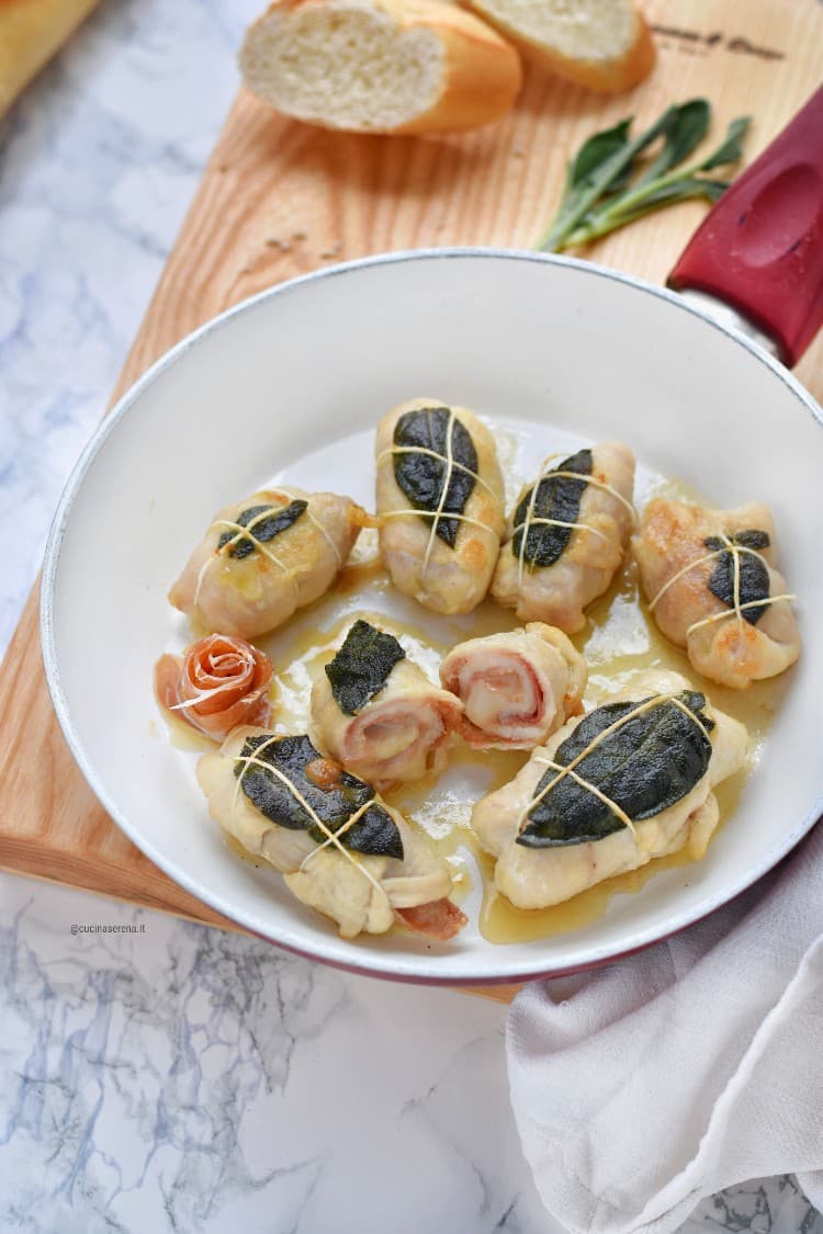 Involtini di tacchino con prosciutto e formaggio provola